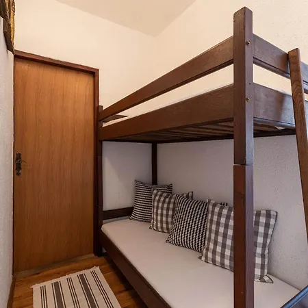 Apartment Fijan